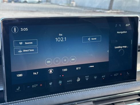 Used 2025 Lincoln Corsair FWD w/ Equipment Group 101A image 17