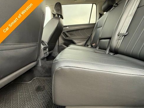 Used 2022 Volkswagen Tiguan SE AWD/4WD image 26
