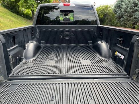 Used 2018 Ford F150 XLT w/ Equipment Group 302A Luxury AWD/4WD image 45