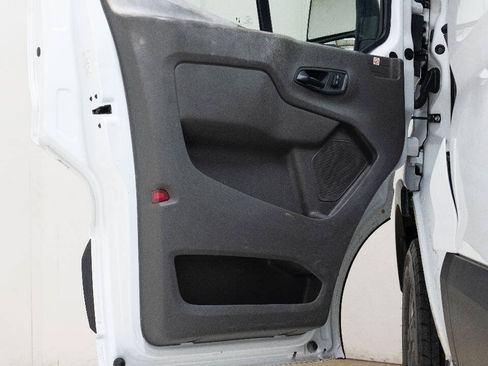 Used 2020 Ford Transit 250 Medium Roof RWD image 17