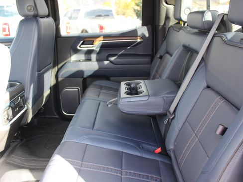 Used 2022 Chevrolet Silverado 1500 High Country w/ High Country Premium Package image 70