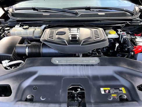 Used 2023 Jeep Wagoneer Series II RWD image 31
