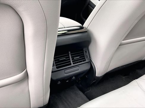 Used 2026 Land Rover Range Rover Evoque S image 37