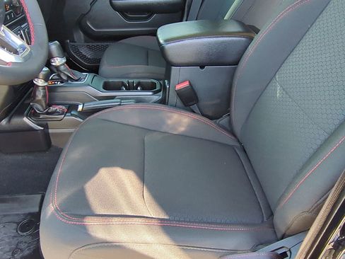 Used 2023 Jeep Gladiator Rubicon w/ Cold Weather Group image 20