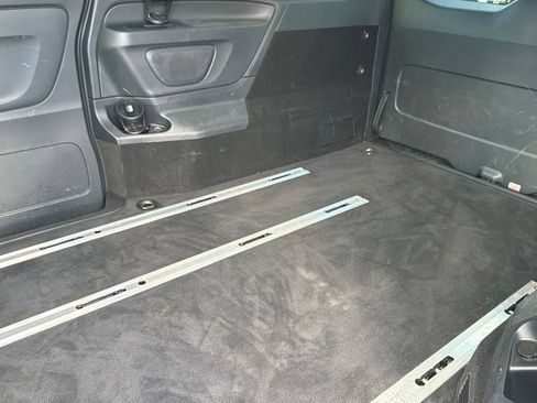 Used 2023 Mercedes-Benz Metris Passenger image 11