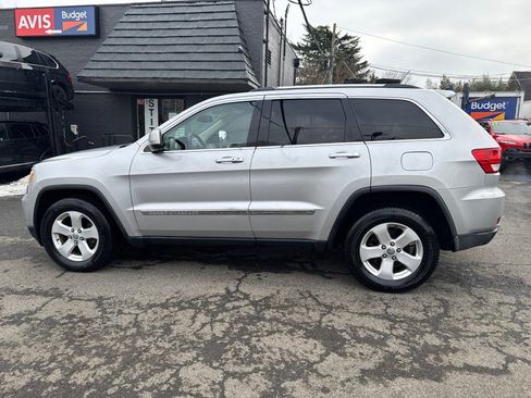 Used 2012 Jeep Grand Cherokee Laredo image 5