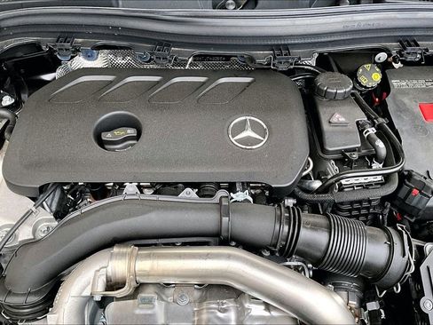Used 2026 Mercedes-Benz GLA 250 4MATIC image 34