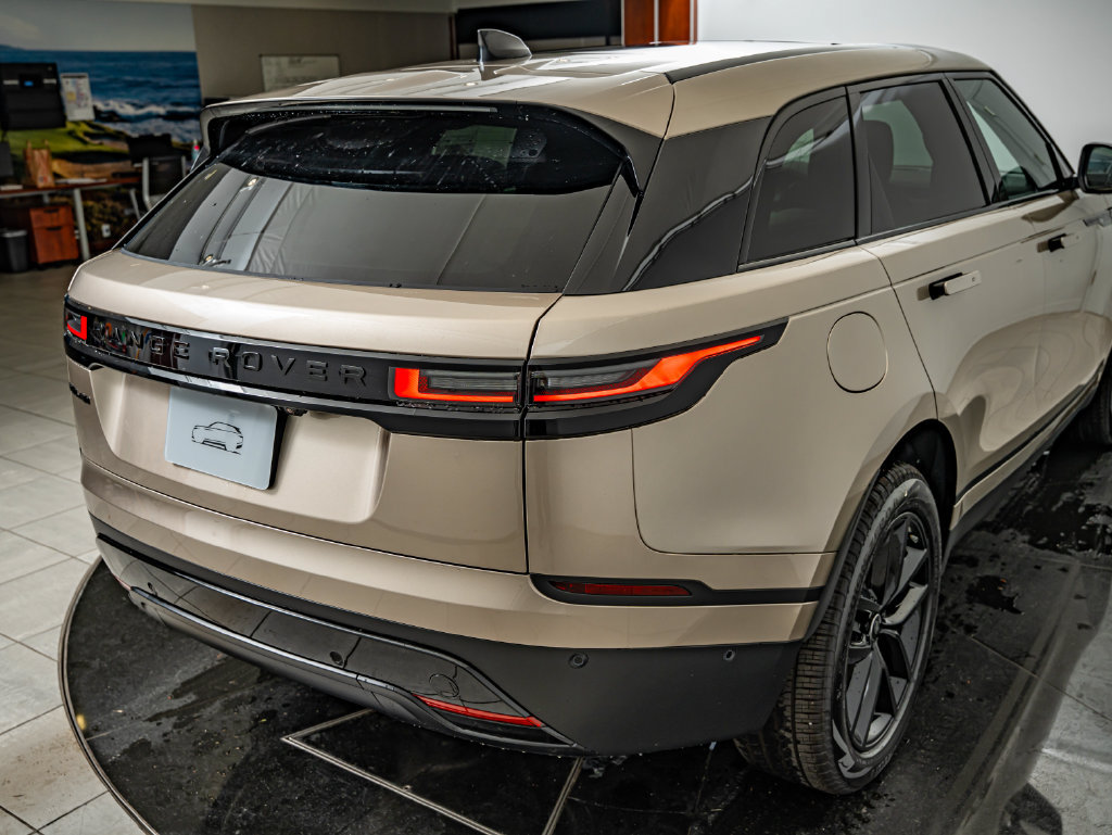 New 2026 Land Rover Range Rover Velar S AWD/4WD image 16