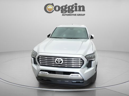 New 2026 Toyota Tacoma Limited AWD/4WD image 30