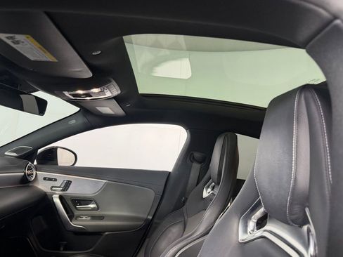 Used 2021 Mercedes-Benz CLA 35 AMG 4MATIC image 23