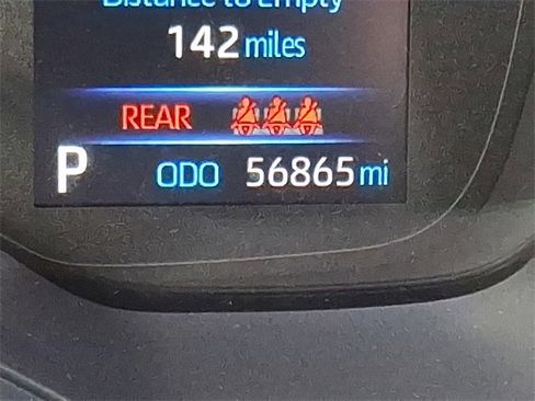 Used 2022 Toyota Corolla LE image 19