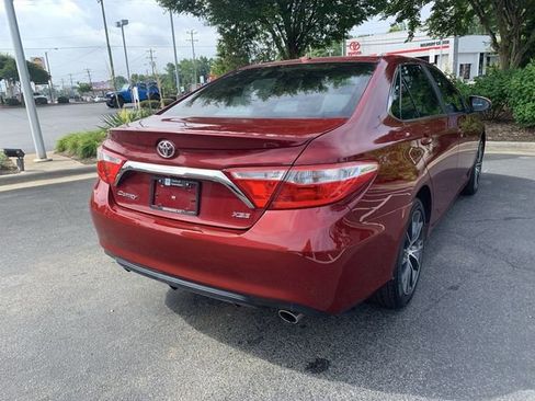 Certified 2017 Toyota Camry XSE FWD image 8