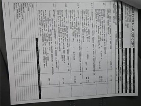 Used 2021 Toyota Avalon XLE image 5