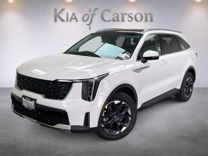 Certified 2025 Kia Sorento S w/ Panoramic Sunroof Package