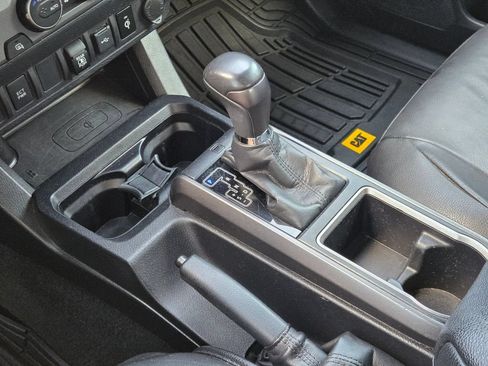 Used 2021 Toyota Tacoma TRD Sport RWD image 29
