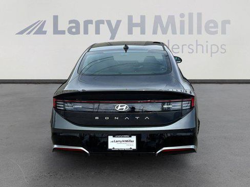 New 2026 Hyundai Sonata SEL FWD image 4