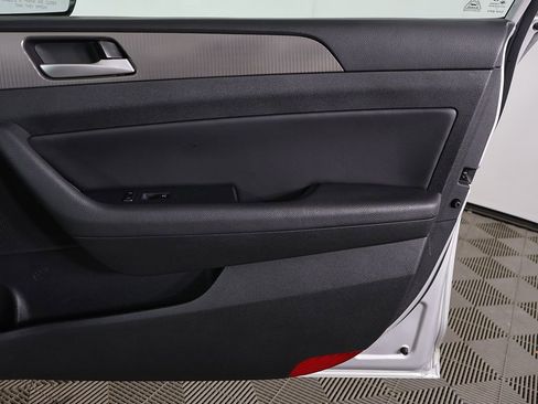 Used 2019 Hyundai Sonata Sport w/ Tech Package 03 FWD image 22