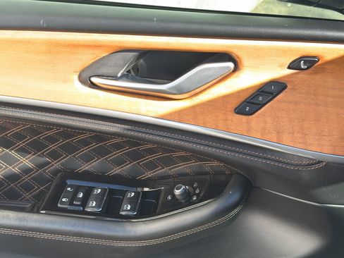 Used 2022 Jeep Grand Cherokee L Summit image 27