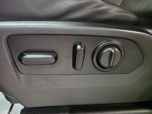 Used 2021 GMC Sierra 1500 AT4 w/ AT4 Preferred Package image 15