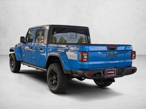 New 2026 Jeep Gladiator Sport AWD/4WD image 8