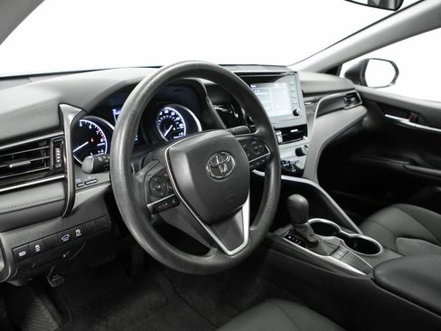 Used 2023 Toyota Camry LE FWD image 4