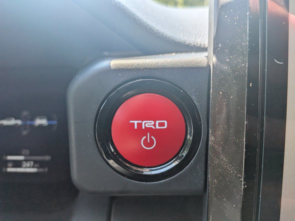 Used 2024 Toyota Tacoma TRD Off-Road AWD/4WD image 17