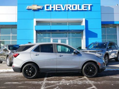 Certified 2024 Chevrolet Equinox LT image 25