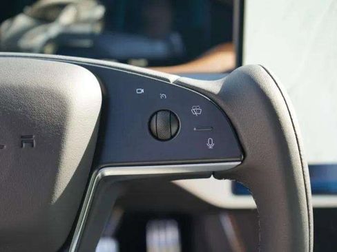 Used 2021 Tesla Model S Plaid image 69