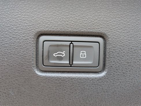 Used 2023 Audi Q5 2.0T Premium Plus w/ Premium Plus Package image 38