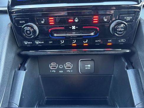 Certified 2025 Jeep Grand Cherokee Limited w/ Trailer Tow Package image 36