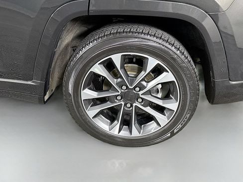 Used 2023 Jeep Grand Cherokee Overland w/ Adv Protech Group III AWD/4WD image 38