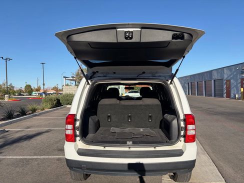 Used 2016 Jeep Patriot Sport w/ Power Value Group image 15