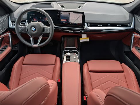 New 2026 BMW X1 xDrive28i w/ Technology Package AWD/4WD image 8