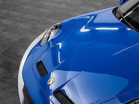 Used 2025 Porsche 911 GT3 image 9