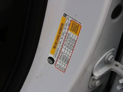 Certified 2024 GMC Sierra 1500 SLT image 31
