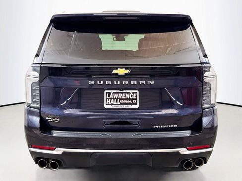 Certified 2025 Chevrolet Suburban Premier AWD/4WD image 5