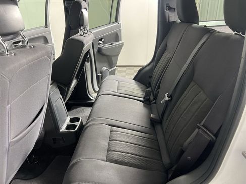 Used 2011 Jeep Liberty Sport w/ Popular Equipment Group AWD/4WD image 21