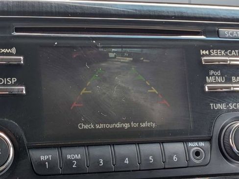 Used 2014 Nissan Titan SV w/ SV Premium Utility Package RWD image 19