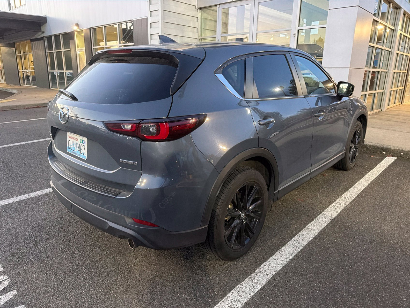 Used 2024 MAZDA CX-5 Carbon Edition AWD/4WD image 3