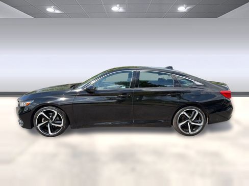 Used 2020 Honda Accord Sport image 2