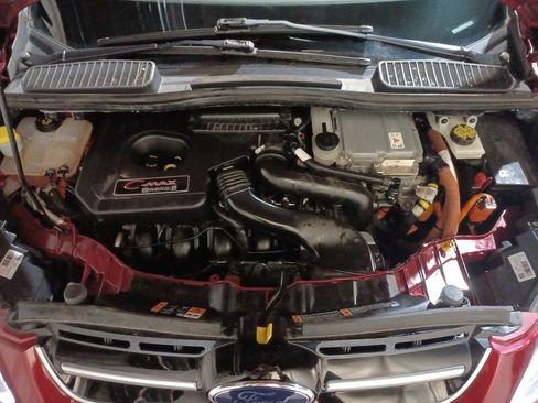 Used 2017 Ford C-MAX Energi SE w/ Equipment Group 401A image 17