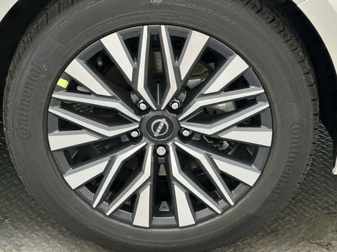 Certified 2024 Nissan Altima 2.5 SV AWD/4WD image 19