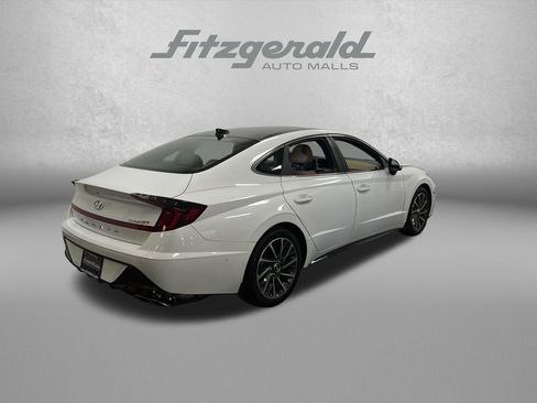 Used 2020 Hyundai Sonata Limited w/ Preferred Accessory Package FWD image 7