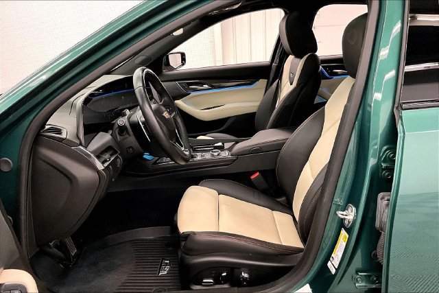 Used 2025 Cadillac CT5 Sport w/ Sun And Sound Package AWD/4WD image 24