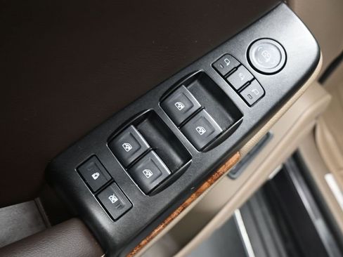 Used 2018 Chevrolet Tahoe Premier w/ Max Trailering Package image 13