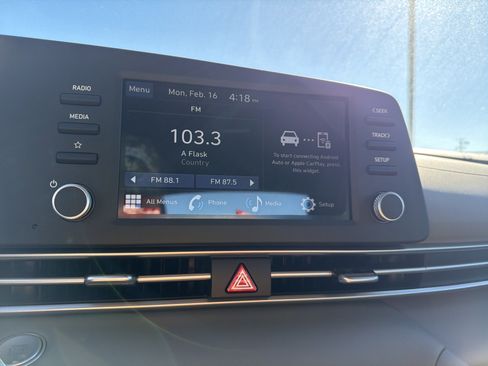 New 2026 Hyundai Elantra Sport image 17