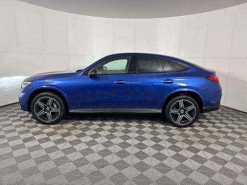 Used 2024 Mercedes-Benz GLC 300 4MATIC w/ AMG Line image 2