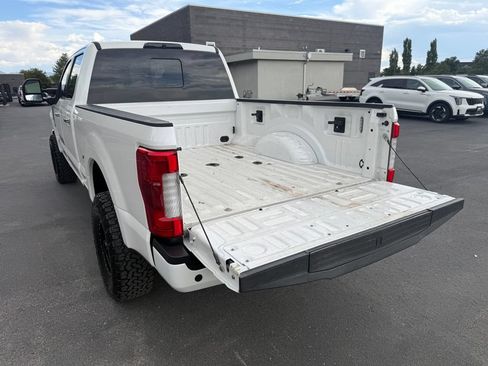 Used 2019 Ford F350 Platinum w/ Platinum Ultimate Package AWD/4WD image 13