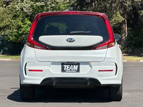 Used 2021 Kia Soul GT-Line FWD image 5
