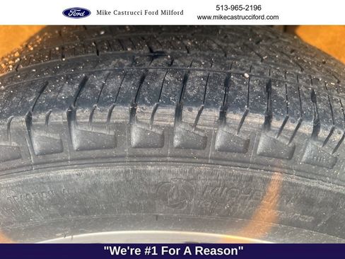 Certified 2021 Ford Explorer XLT w/ Equipment Group 202A image 9